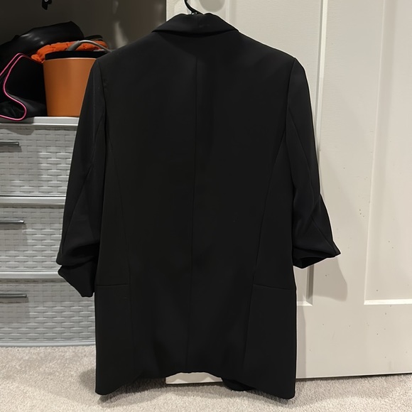 Zara woman blazer XS - Picture 3 of 4